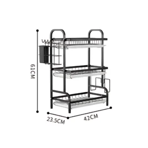 Estante escurridor cocina de tres niveles en color negro, con medidas de 61 cm de alto, 42 cm de ancho y 23.5 cm de profundidad, diseñado para organizar y secar vajilla.
